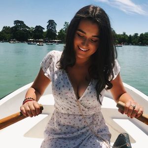 Meet your Posher, Elora